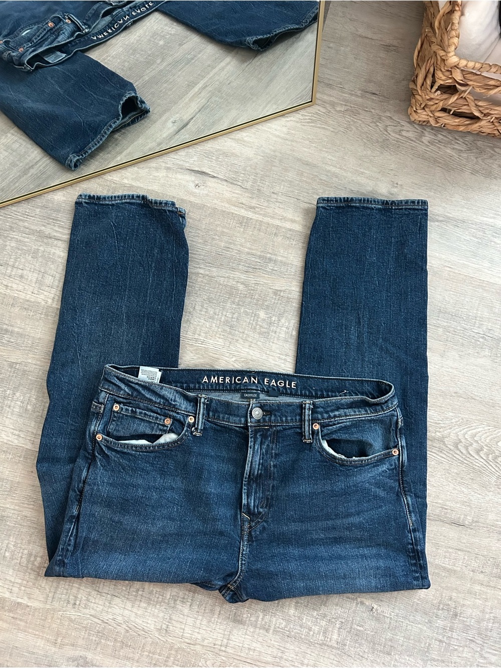 American Eagle Mens Jeans 36x30 Original Straight EasyFlex Blue Denim Wash Reg